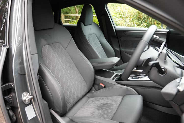 AUDI A6 SALOON 2.0 e-Hybrid Qtro 299 Edition 1 4dr S Tronic [S+V]